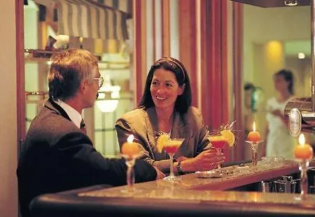 Hotell Kurpark-hotel 4*
