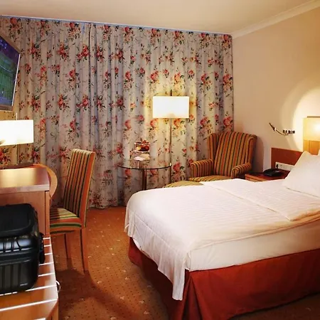 Hotel Kurpark-hotel 4*