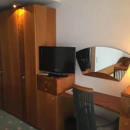 Hotell Kurpark-hotel 4*