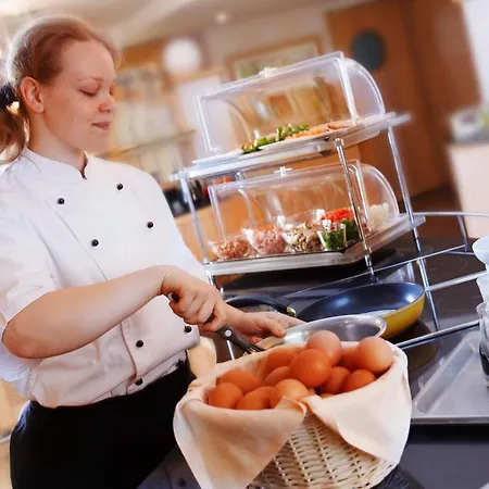 Hotel Kurpark-hotel 4*